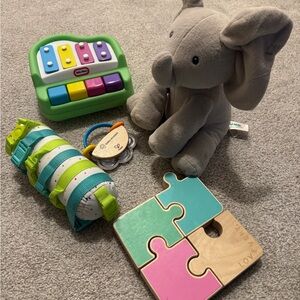 Group of 5 toys (LOVEVERY, Little Times, Baby Gund, Little Einstein)